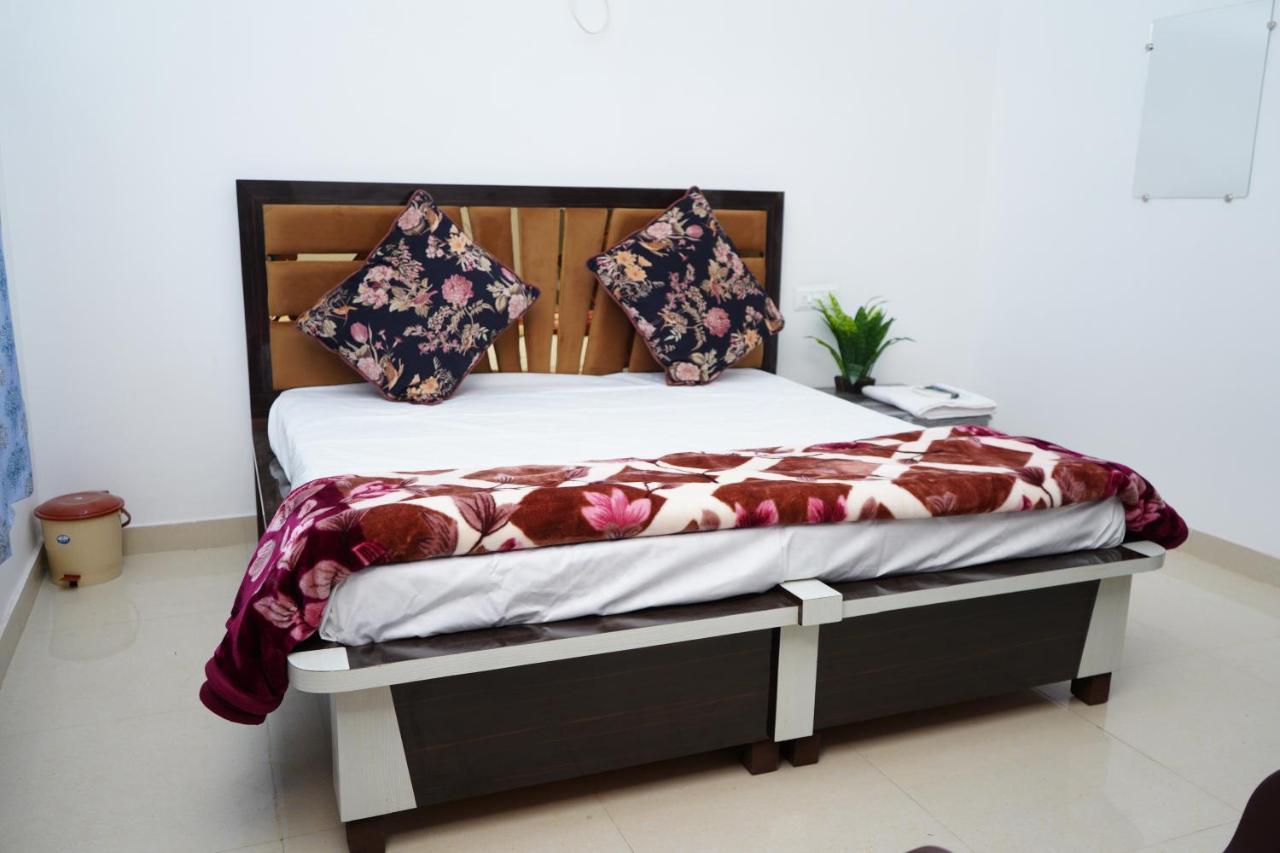 Roop Niwas Bed & Breakfast Amritsar Exterior photo